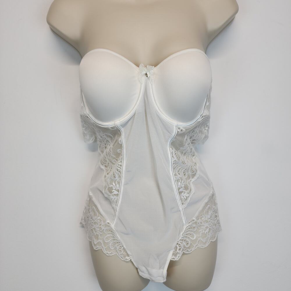 Le Mystere White Lace Bodysuit Size 36B Strapless Snap Gusset Wired Burlesque